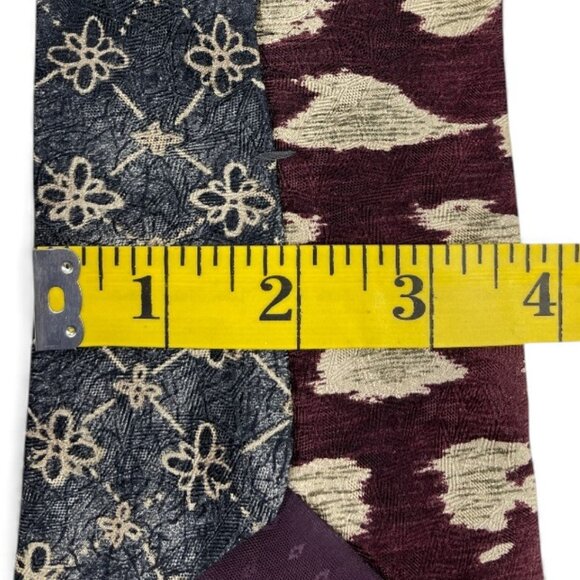 Bellagio Silk Tie Geometric Red White Blue - Picture 5 of 6